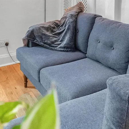 Stylish, Modern & Comfortable 2 Bedroom - Near Centre - Free Parking Apartment Edinburgh
