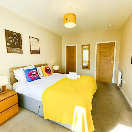 Charming Old Town 2 Bed Apt, 2mins From Royal Mile *