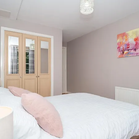 Apartment Modern Renovated 2bed Flat With Free Parking Edinburgh