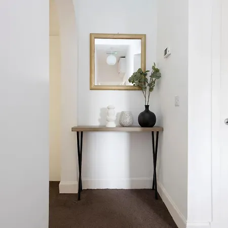 Apartment Altido Stylish 4-bed Flat In Old Town Edinburgh
