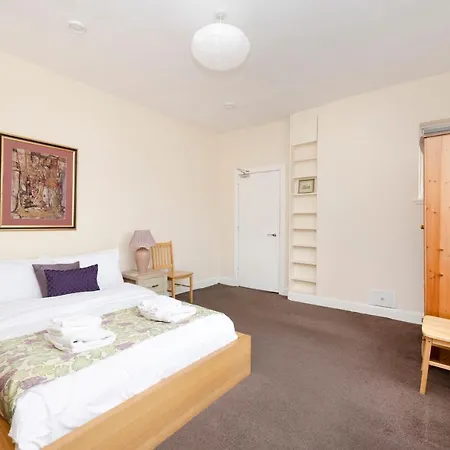 Appartement Altido Stylish 4-bed Flat In Old Town *