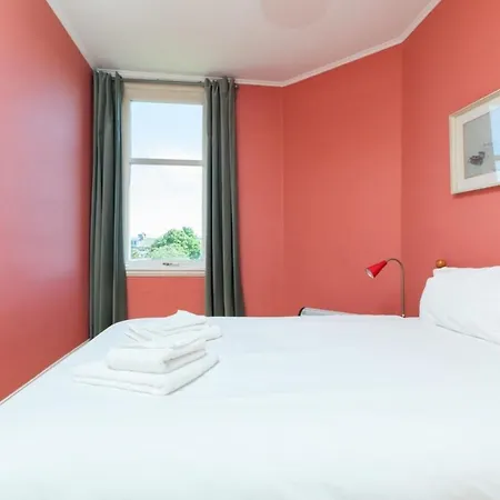 Spacious 2-bed Homely Base By Water Of Leith Apartment *