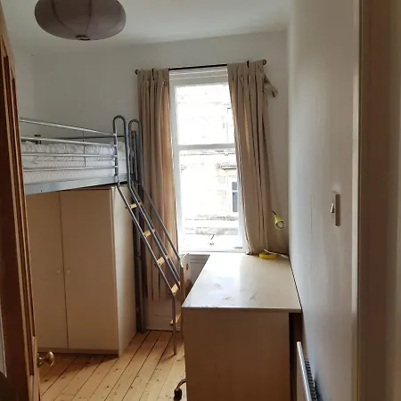 Spacious 2-bed Homely Base By Water Of Leith Edinburgh