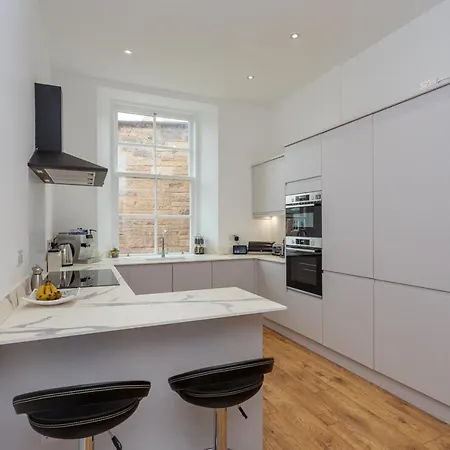 Luxury Apt Close To Meadows, Arthur Seat, Old Town Appartement