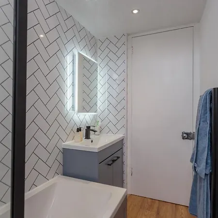 Luxury Apt Close To Meadows, Arthur Seat, Old Town * Édimbourg