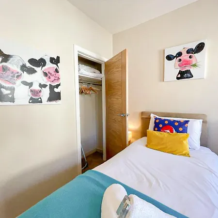 Charming Old Town 2 Bed Apt, 2mins From Royal Mile