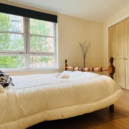 Stunning 2-bed In Free Parking Appartement *