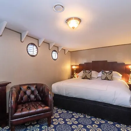 Hotel Ocean Mist Leith *