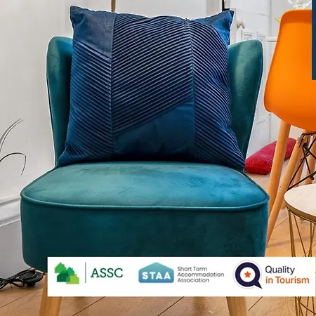 Apartment Cosy 1 Bed Main Door In Lovely Leith, Favourite For Tourists, Relocation, Businesses, Long Stays Welcome Edinburgh