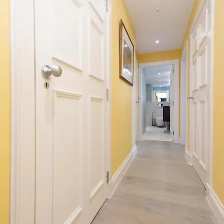 Joivy Inviting Flat At The Heart Of 爱丁堡