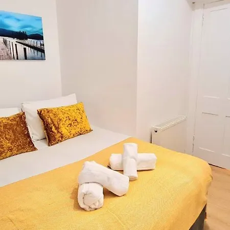 Stunning Modern 3 Bedroom