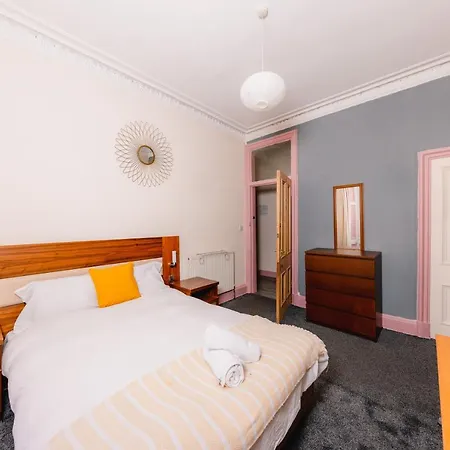 Apartment Super Central 4 Bedrooms By Calton Hill *