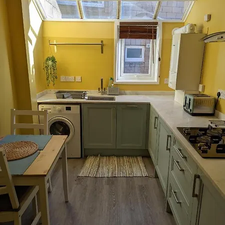 Family Friendly Garden Flat Apartamento Edimburgo