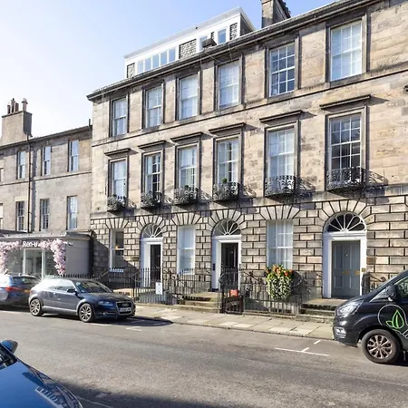 Joivy Splendid Flat Near Castle