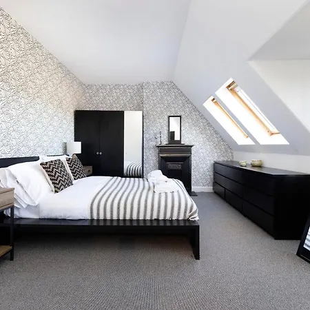 Joivy Delightful Flat With Parking Edinburgh