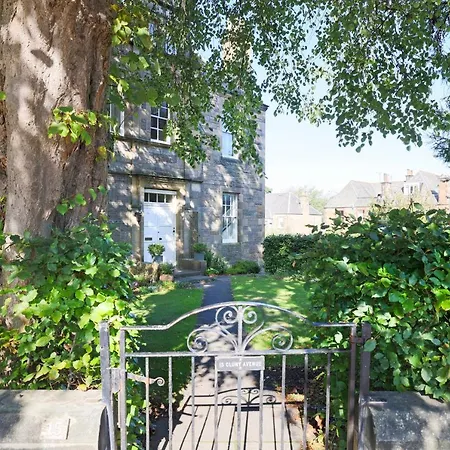 Joivy Delightful Flat With Parking Appartement Edinburgh