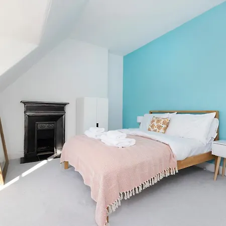 Joivy Delightful Flat With Parking