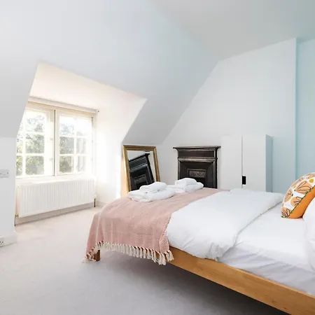 Joivy Delightful Flat With Parking *