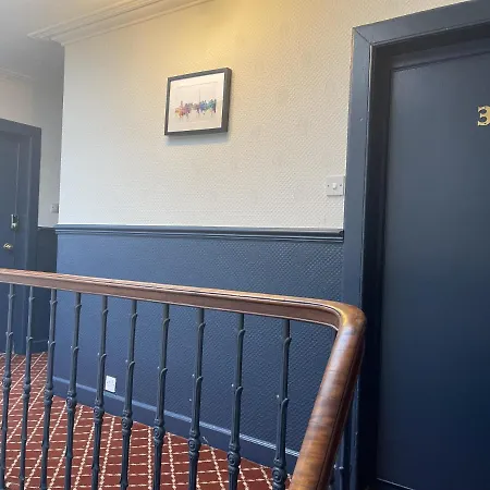 Hostel The Kingsview Townhouse - Boutique