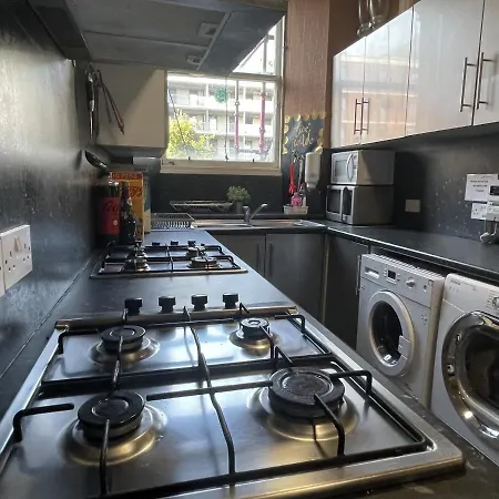 The Kingsview Townhouse - Boutique