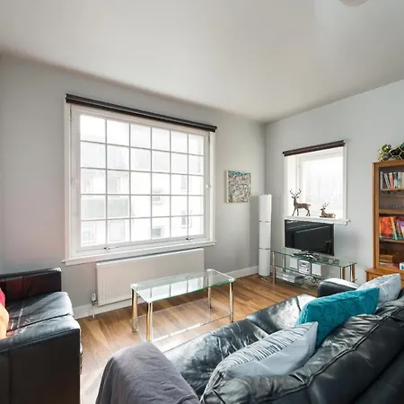 Royal Mile Modern Apartment Edinburgh