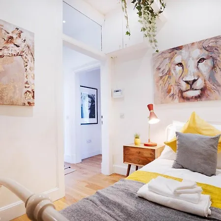 Meadowbank 3-bed * 爱丁堡