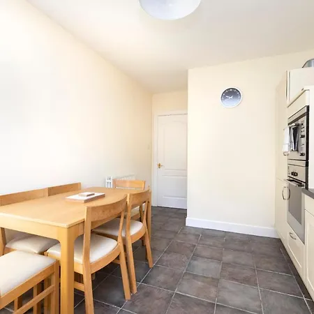 Joivy Modern Flat With Free Parking Appartement *
