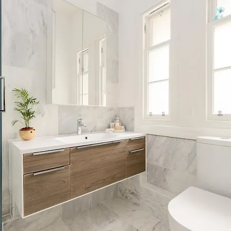 Heriot Bridge Hideaway By Calton Living شقة إدنبرة