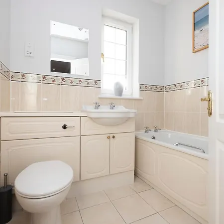 Joivy Modern Flat With Free Parking Apartment *