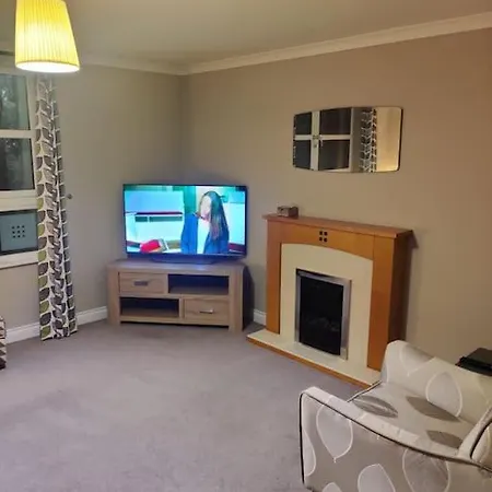 Next To The Palace And Royal Mile With Parking Lägenhet Edinburg