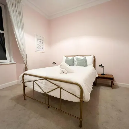 Homely 1br Flat Close To The Royal Mile Apartament
