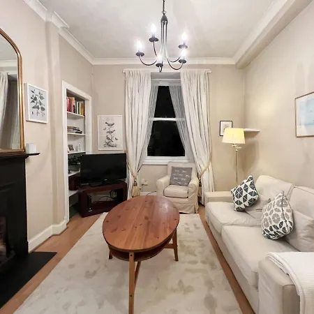 Homely 1br Flat Close To The Royal Mile * Edynburg