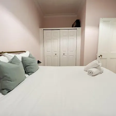 Homely 1br Flat Close To The Royal Mile Apartament Edynburg