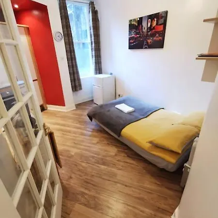 Apartment Grassmarket Bijou Budget Ground Floor