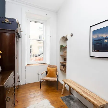 Altido Striking Apt Near Fountain Park Edinburgh