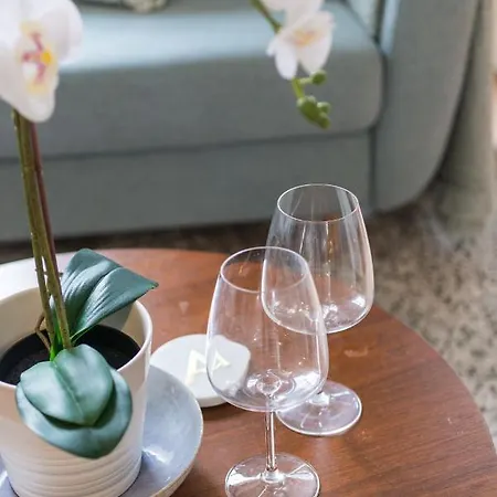 Bright And Modern 2 Bed * 爱丁堡