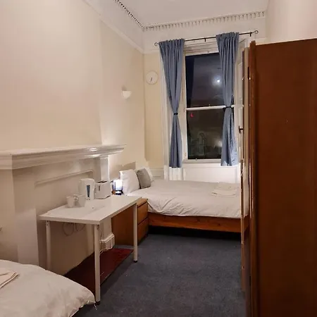 Pilrig St Vendégház *