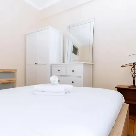 Cosy 2 Bedroom Flat In Craigleith Apartament *
