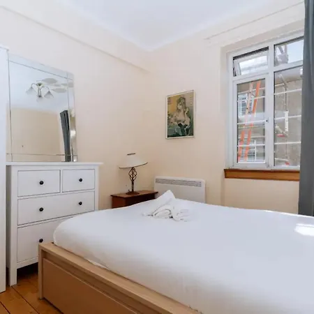 Cosy 2 Bedroom Flat In Craigleith Edynburg
