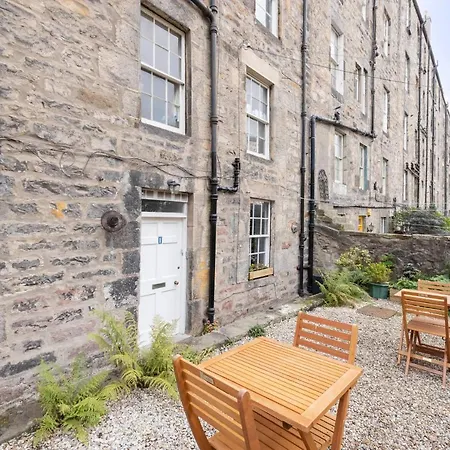 Joivy Modern Flats In New Town Apartment