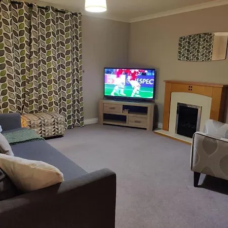 Next To The Palace And Royal Mile With Parking * 爱丁堡