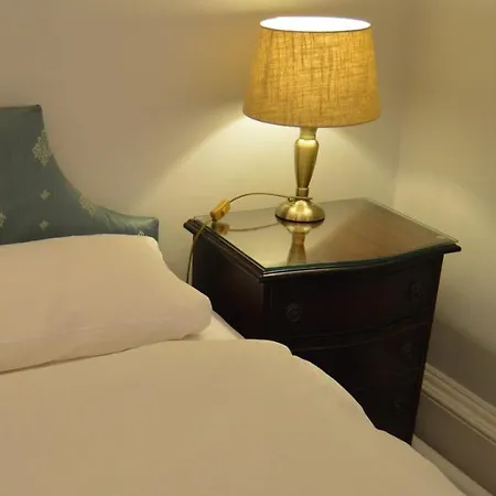 A-haven Townhouse 3* Edinburgh