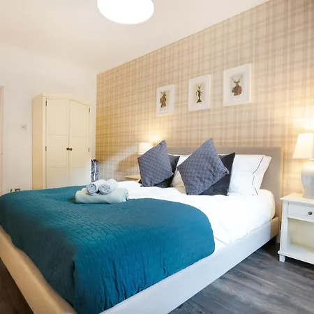 Appartement Special Basement Close To The Meadows Édimbourg