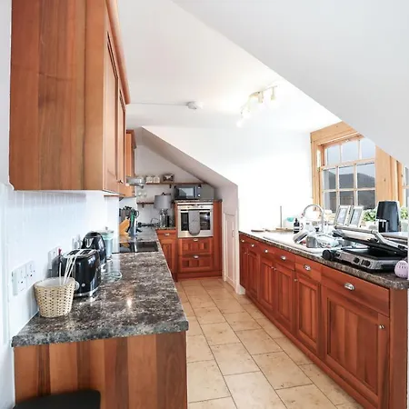 Luxury 3 Bed Royal Mile * エディンバラ