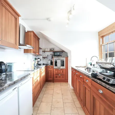 Luxury 3 Bed Royal Mile *