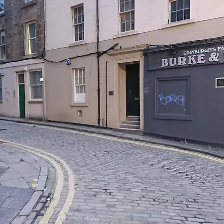 Grassmarket Bijou Budget Ground Floor * Edinburgh