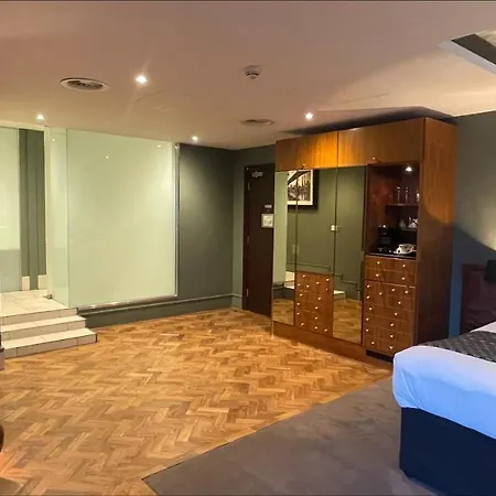 Hotel Le Monde 4*