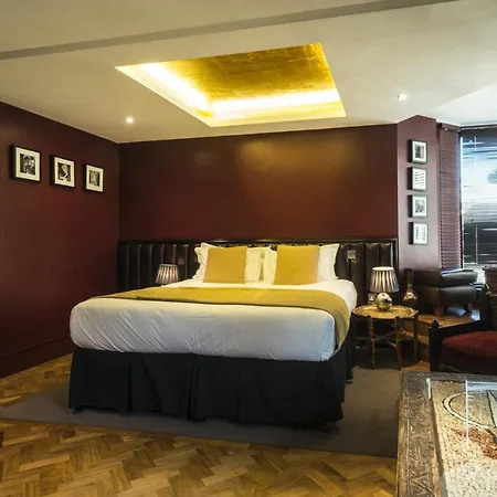 Le Monde Hotel 4*