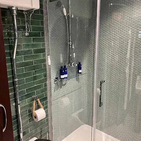 Hotel Ocean Mist Leith