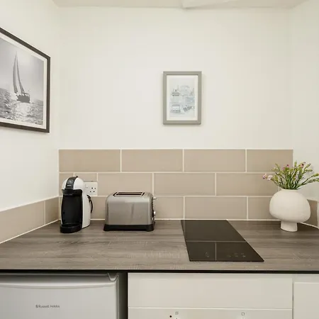 Apartment The Tollcross - Modern & Bright 1br